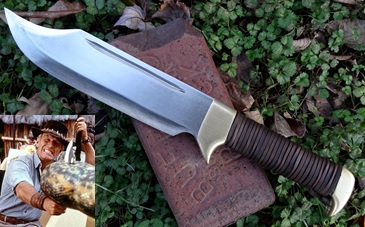 Crocodile Dundee Hunter Knife Picture.  From the Movie Crodile Dundee.  